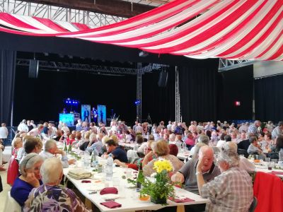 435 persones celebren la 39a Festa d’homenatge a la gent gran del Solsonès