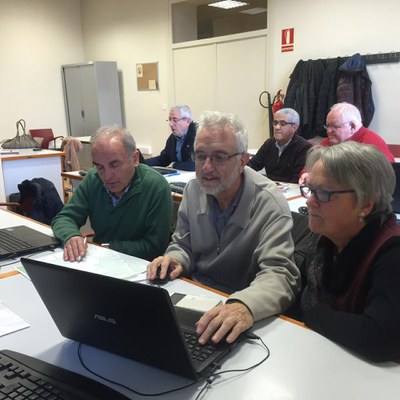  Alumnes d’un curs per a la gent gran de Solsona cartografien l’àmbit rural de la ciutat 