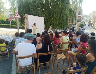 Carla Capdevila i Mia Pavon, guanyadores del sorteig del programa ‘Freqüència de barri’     