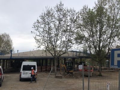 Comencen les obres de millora de l’estacionament a la façana sud del futur tanatori de Solsona