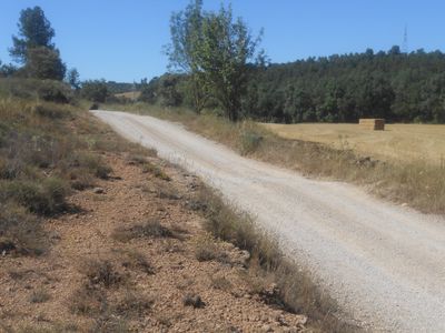 Dijous s’executen les obres de millora d’un tram del camí de Solsona a Riner