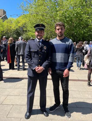 Jordi Rodríguez amb Joan Parcerisa i amb altres agents en l'acte celebrat a Sant Fruitós de Bages