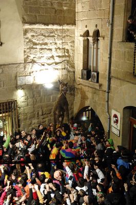 La penjada és un dels actes més participats de la festa