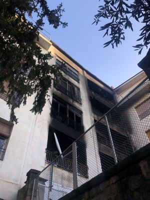Els Serveis Tècnics Municipals de Solsona fan un seguiment de l’estat de l’edifici afectat per l’incendi