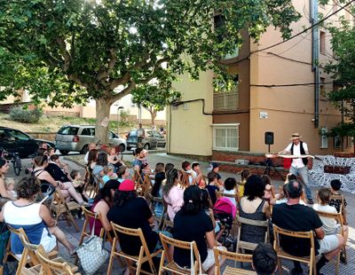 Èxit d’assistència a les sessions de contacontes als barris de Solsona