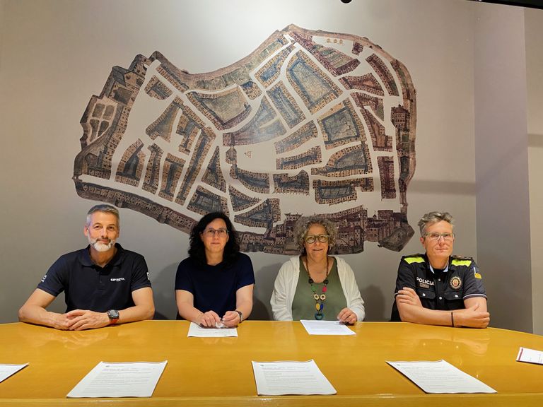 Govern solsoní i Policia Local celebren un acord que “dignifica” el cos i ha de revertir en la millora del servei  