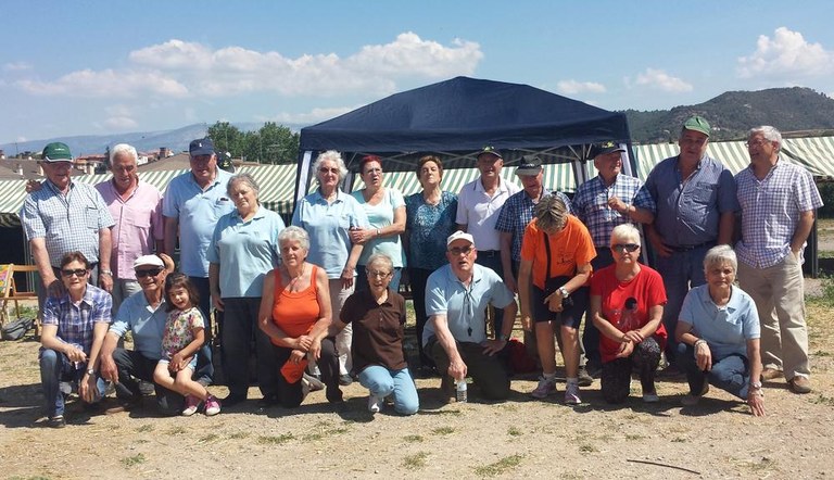 Joan Ribera i Montserrat Seuba guanyen el torneig de bitlles de la gent gran de Solsona