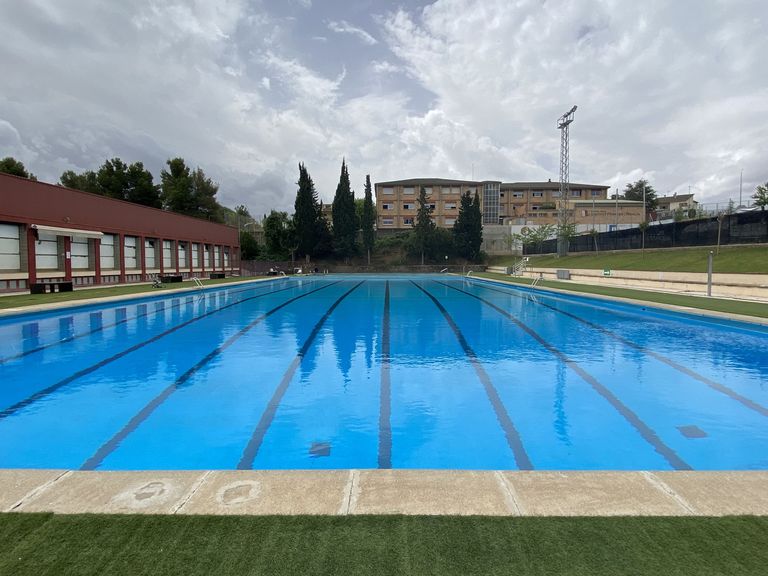 L’Ajuntament de Solsona convoca dues places de taquiller/a per a les piscines municipals