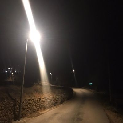 L’Ajuntament solsoní aposta pels fanals solars per il·luminar el camí de la Creu