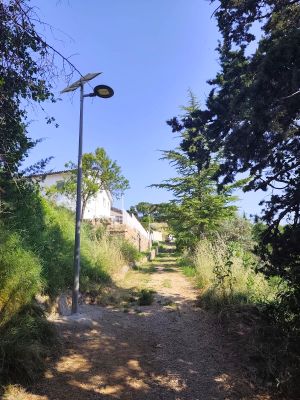 Un dels cinc nous punts de llum 
