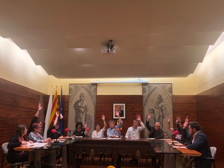 L’Ajuntament solsoní reclama l’amnistia dels presos polítics i es referma en el compromís amb el dret a l’autodeterminació