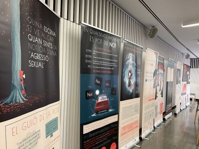 La biblioteca solsonina acull una exposició juvenil per abordar les violències sexuals