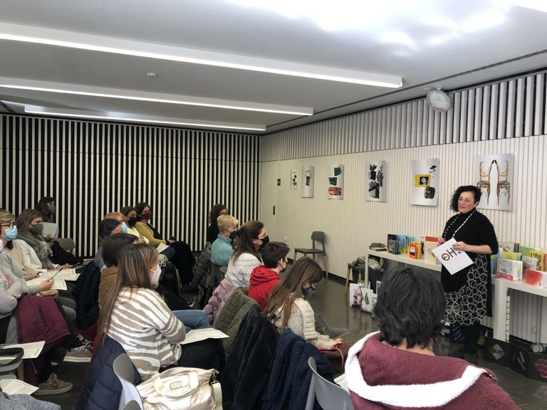 La biblioteca solsonina concentra aquest abril set activitats divulgatives i literàries
