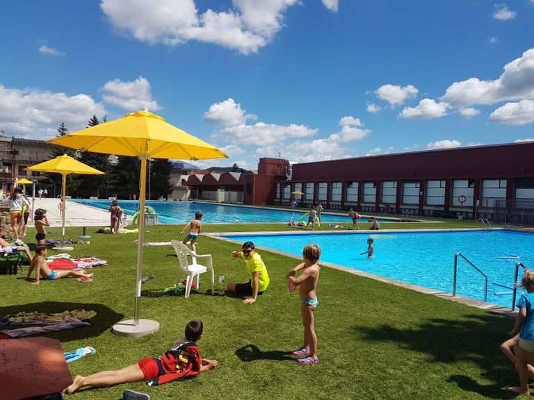 La recaptació de les piscines municipals de Solsona durant l’onada de calor es destina al Fons d’emergència social