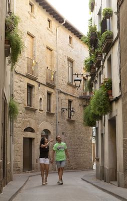 (AUTORIA: Petits Fotografia) El jurat valorarà balcons, finestres i el conjunt de la façana