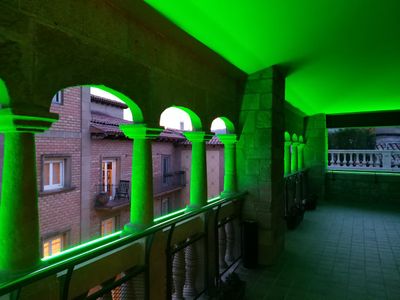 L'Ajuntament solsoní s'il·lumina de color verd amb motiu del Dia mundial de l'Alzheimer