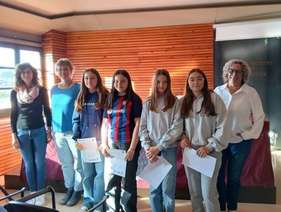 Divendres es van reunir part dels examinands a la sala cultural de l'ajuntament