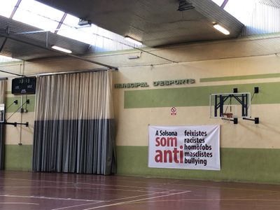 Missatge a les instal·lacions esportives municipals de Solsona de tolerància zero als comportaments d’odi i les discriminacions