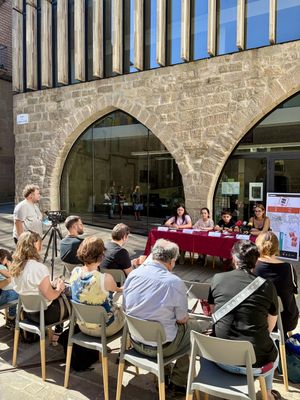 Neix la xarxa “Aquí, pots” d’establiments i espais públics de Solsona on acudir en casos d’urgència 