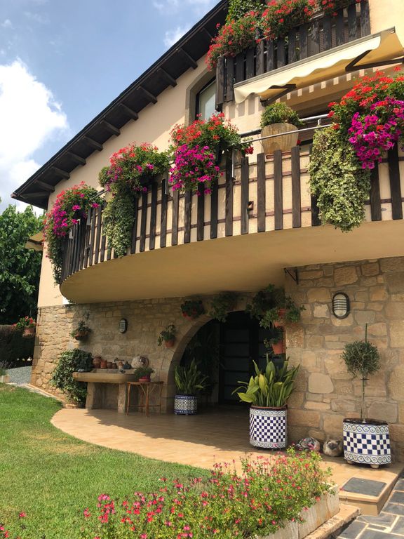 S’obren les inscripcions al Concurs de flors als balcons de Solsona