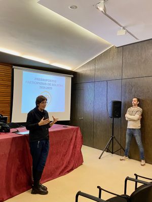 Prop d'una trentena de persones han participat a la sessió deliberativa