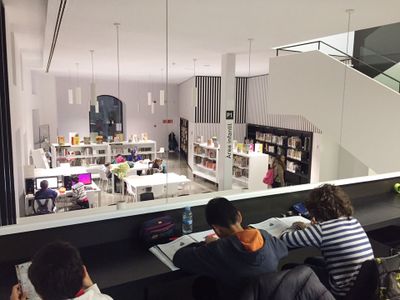 Solsona busca persones voluntàries per ajudar infants en la millora de la comprensió lectora