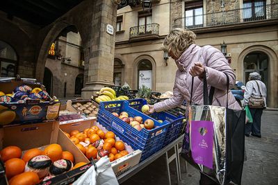 Solsona engega una campanya de promoció del mercat i el comerç local