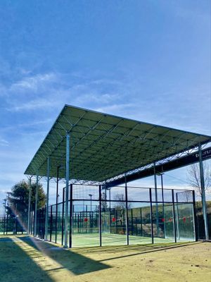 Solsona millora les instal·lacions de pàdel amb la cobertura d’una pista  