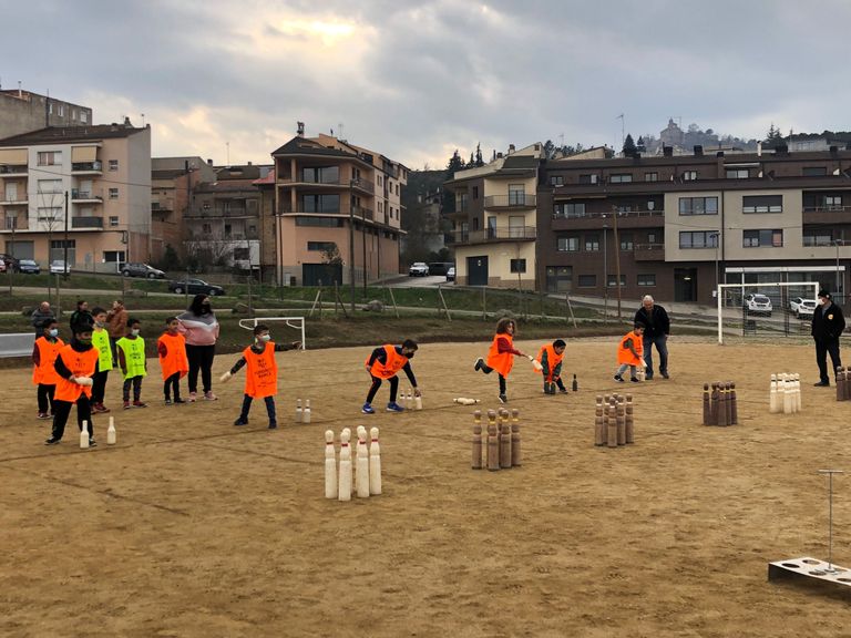 Solsona obre inscripcions a les activitats integradores de l’‘skatepark’ i de futbol
