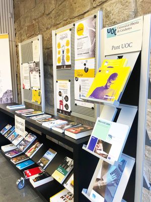 Solsona recorda a la ciutadania que la biblioteca acull un punt UOC