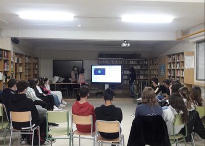 Tècniques solsonines d’Educació i Joventut porten la Fira de l’Estudiant a les aules