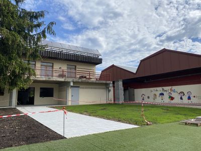 Nova entrada a les instal·lacions, en obres