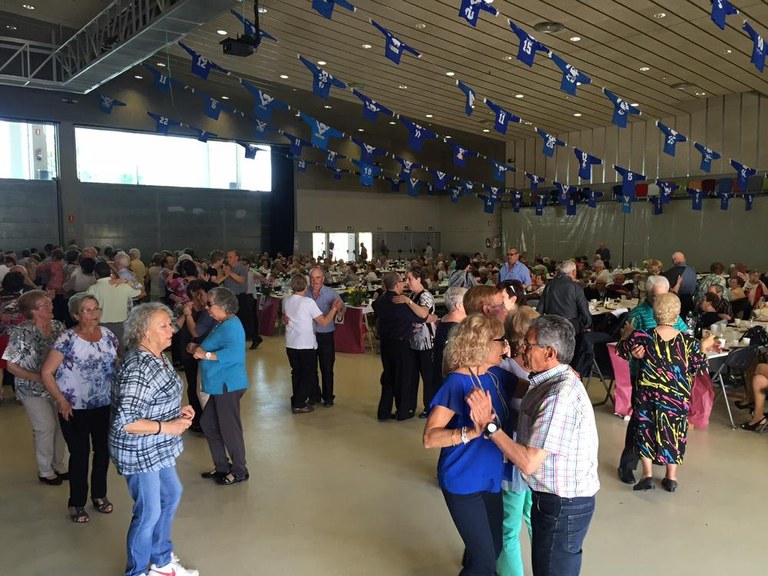 Unes 400 persones celebren la 37a Festa d’homenatge a la gent gran del Solsonès